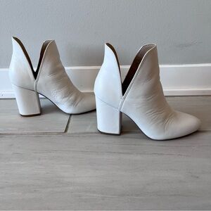 Steve Madden White Leather Rookie Bootie